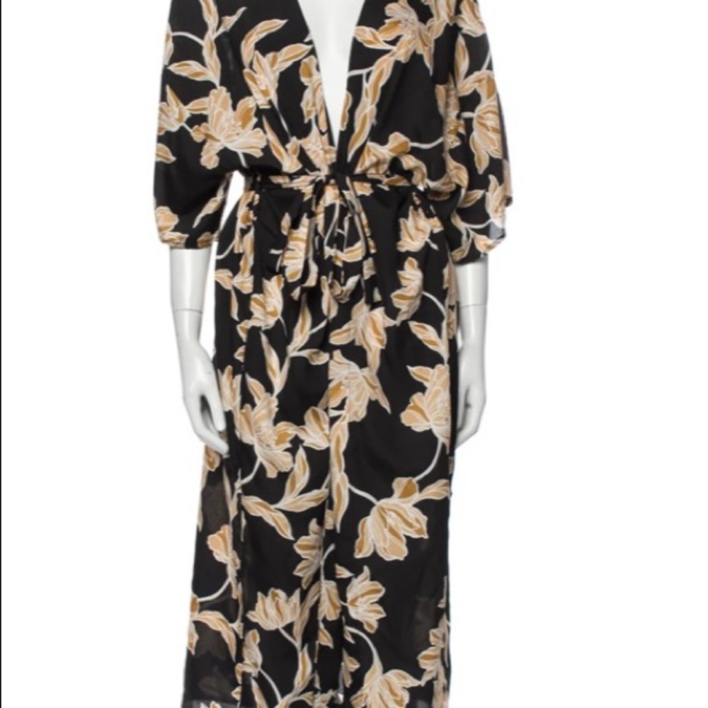 Maison Du Soir Kimono Robe